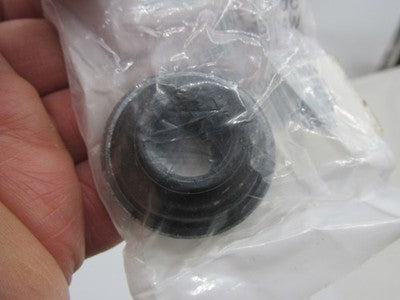 Harley Davidson Genuine NOS Washer Grommet Assembly 56183-00
