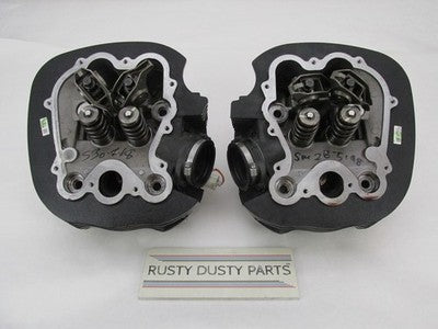 Indian OEM Engine Cylinder Head Pair, Front and Rear, Black 3022668 30