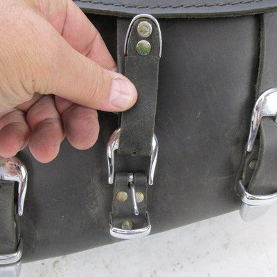 Harley Davidson OEM 96-03 Sportster Right Side Leather Saddlebag 90605