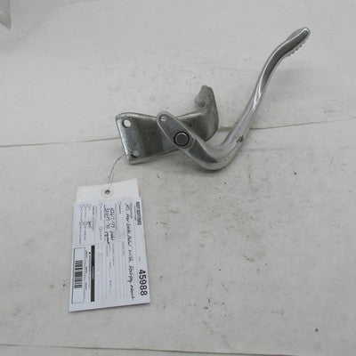 Harley OEM Rear Brake Pedal w/ Footpeg Mount Bracket Dyna FXD 42617-99