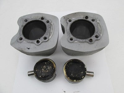 Harley Davidson OEM Pair Twin Cam Cylinder & Piston 16593-99