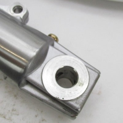 Pair of Harley Davidson OEM Lower Front Fork Sliders Showa 46537-02A 4