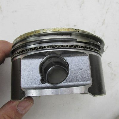 Pair of Harley-Davidson OEM Stock 99-06 Twin Cam 88 Pistons 22095-99