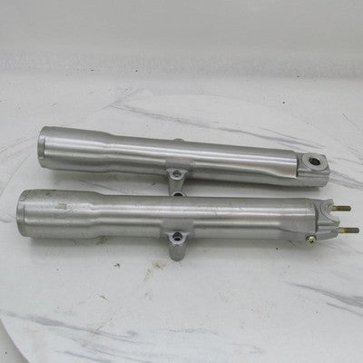 Harley Davidson Showa OEM Pair of Front Fork Slider 45917-86 (R) 45918