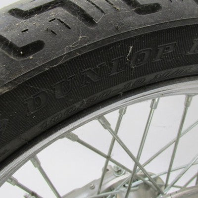 Harley Davidson OEM 39mm Narrow Glide Front Wheel Disc Front End Dyna
