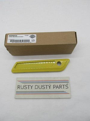 Harley-Davidson Genuine NOS Yellow Right Saddlebag Latch Faceplate 902