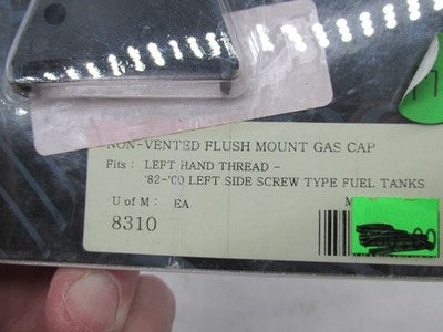 Kuryakyn NOS 8130 Non-Vented Flush Mount Gas Cap, Left Hand Thread DS-