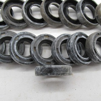 Lot of 18 Harley-Davidson OEM NOS 52-84 K/XL Shifter Shaft Oil Seals 3