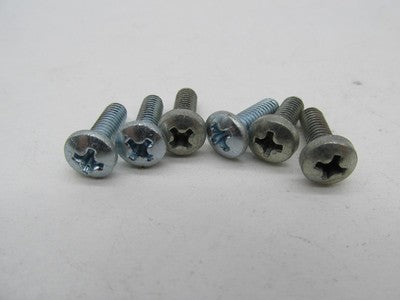 Lot of 6 Harley-Davidson Genuine NOS Panhead ND Screws 2616Y