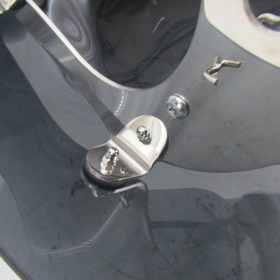 Harley OEM Dark Smoked Detachable Wind Splitter Vented Windshield & Ki