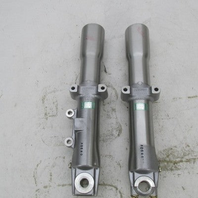 Pair of Harley OEM Showa Lower Fork Sliders Softail 00-06 L45916-00 R4