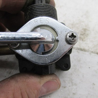 Harley OEM Keihin 95-01 Evo Big Twin Sportster Fuel Valve Petcock 6133