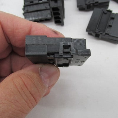 Lot of 7 Harley-Davidson OEM NOS 4-Position Male Connector 72205-94