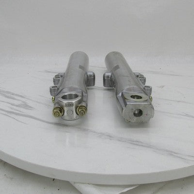 Harley OEM Front Lower Fork Sliders 2000-2013 FLHT Touring 46497-02A 4