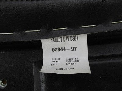Harley-Davidson Genuine 1996-03 Dyna Badlander Low Profile Saddle Seat