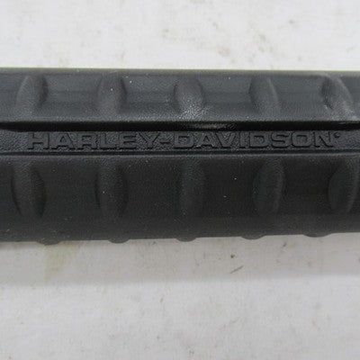 Pair of Harley OEM Stock 24-25 Street/Road Glide Hand Grips 56100586 5