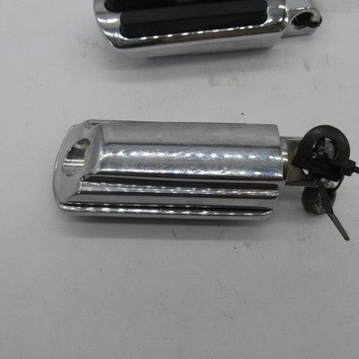 Pair of Harley Davidson Genuine Rubber Ribbed Footpegs Foot Rests 5050