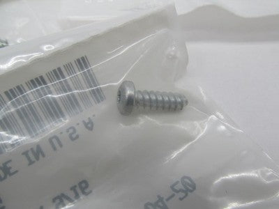 Lot of 6 Harley Davidson Genuine NOS Torx Panhead Screws 10200133
