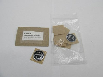 ONE (1 QTY) Harley-Davidson NOS OEM Headlight Lens Medallion 67668-05