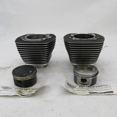 Pair of Harley OEM Stock 99-06 Twin Cam 88 Cylinder Jugs & STD Pistons