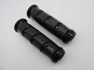 Kuryakyn NOS Indian Scout Kinetic Handlebar Grips Gloss Black 6368