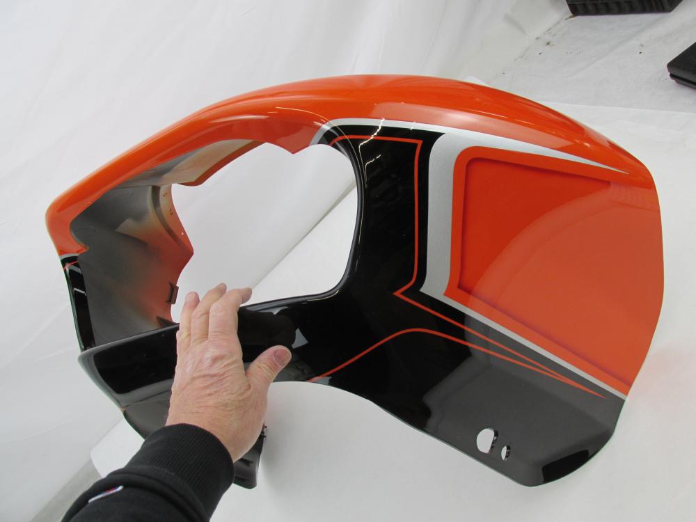 Harley-Davidson FLTRXSE CVO Tri-Tone Orange Coyote Dingo Fairing 57000
