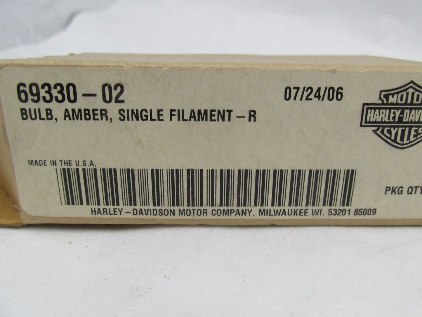 Harley Davidson Genuine NOS Amber Lens Rear Turn Signal Light Bulb 69330-02