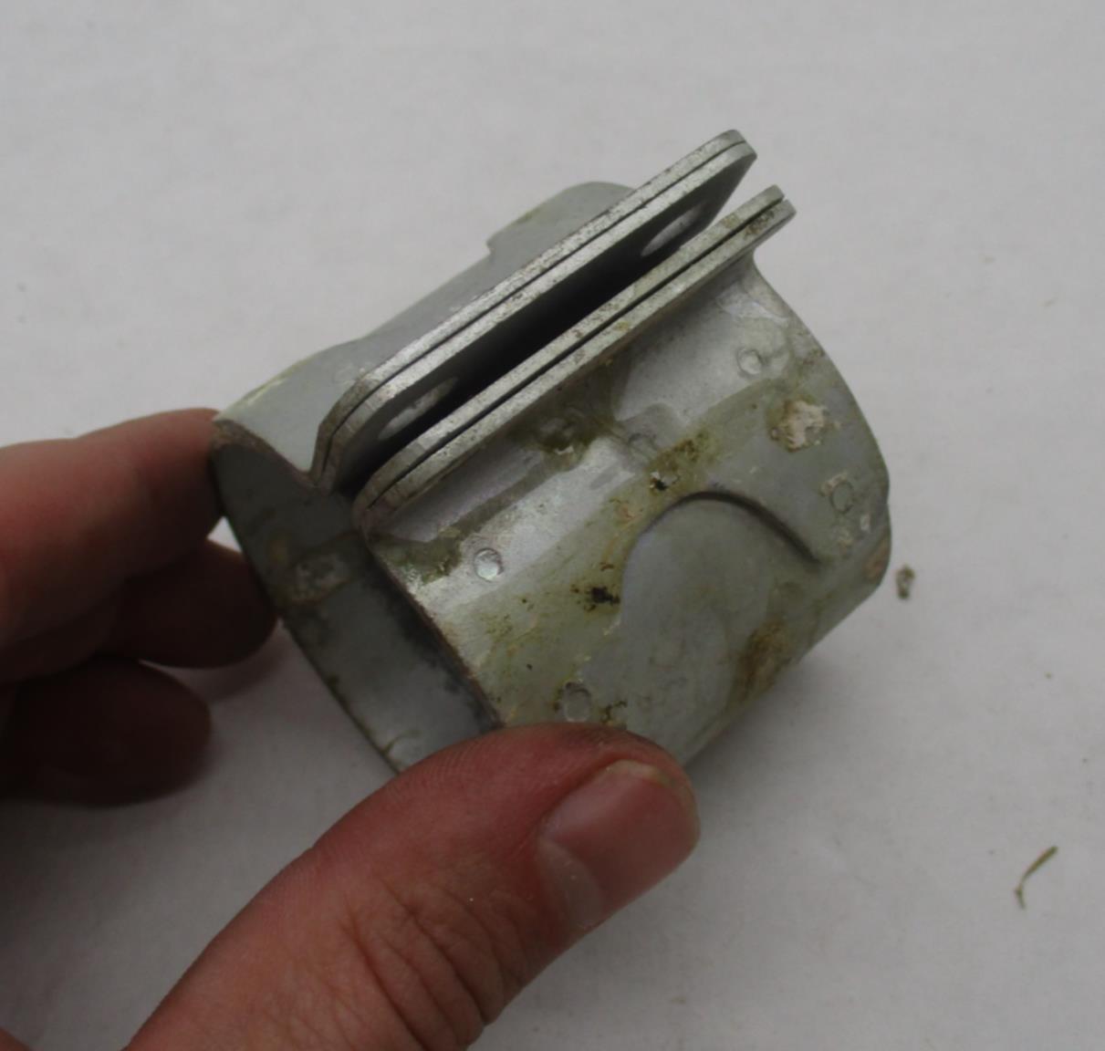 Harley Aermacchi Qenuine NOS Sprint SS,SX 70-72.AMF Spark Coil Clamp 31724-70P