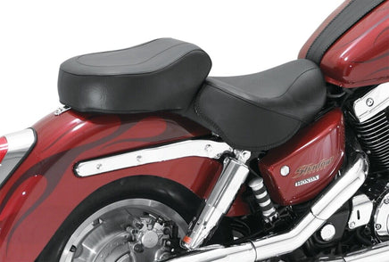 Mustang Wide Touring One-Piece Seat 75018