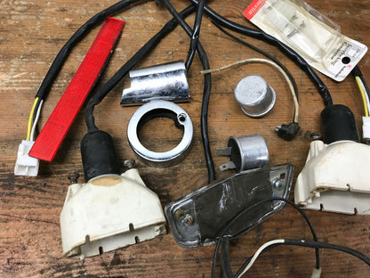 Mixed lot Harley Davidson Turn Signals Housing Blinker Wiring Parts  L