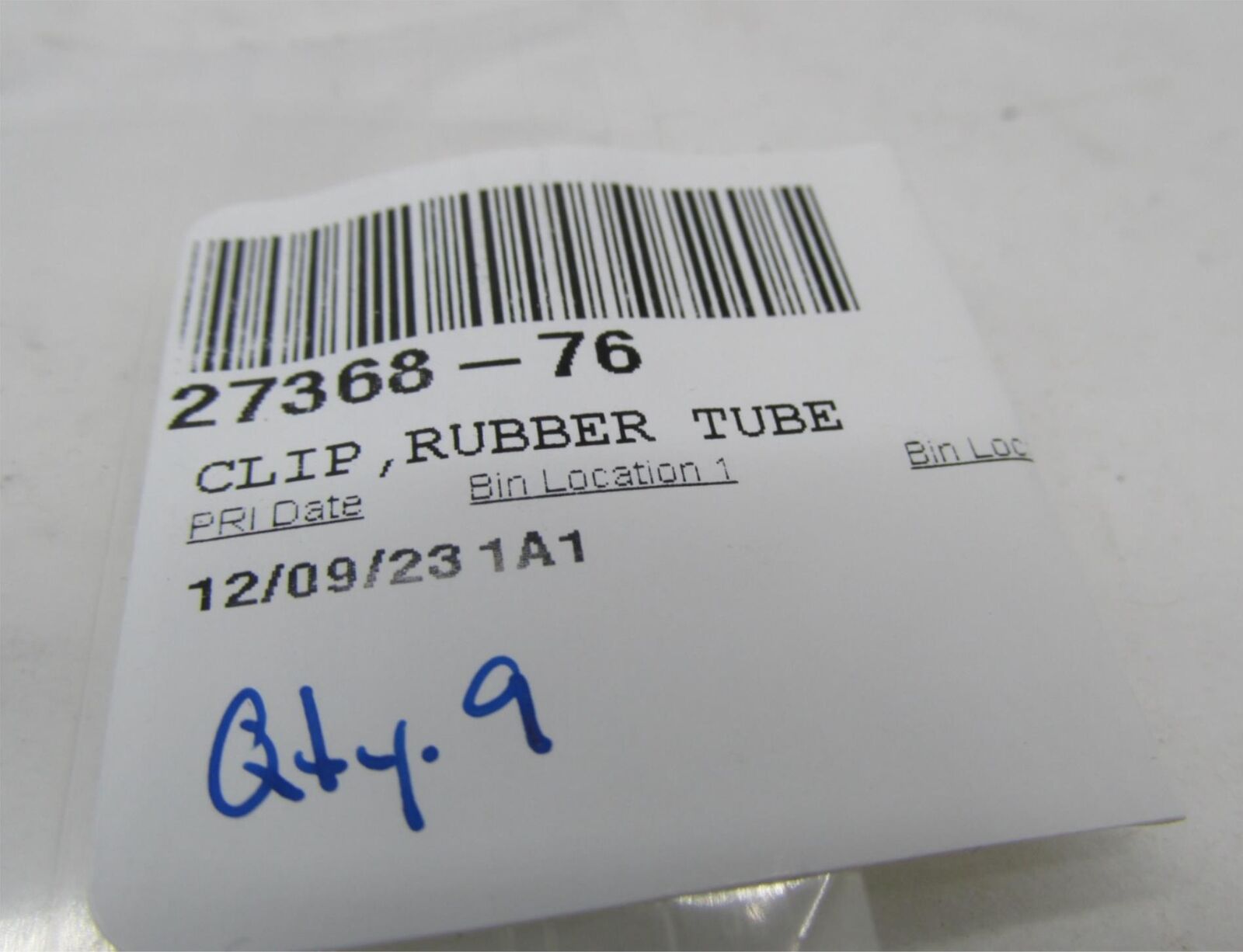 Lot of 9 Harley-Davidson Genuine NOS Rubber Tube Clips 27368-76