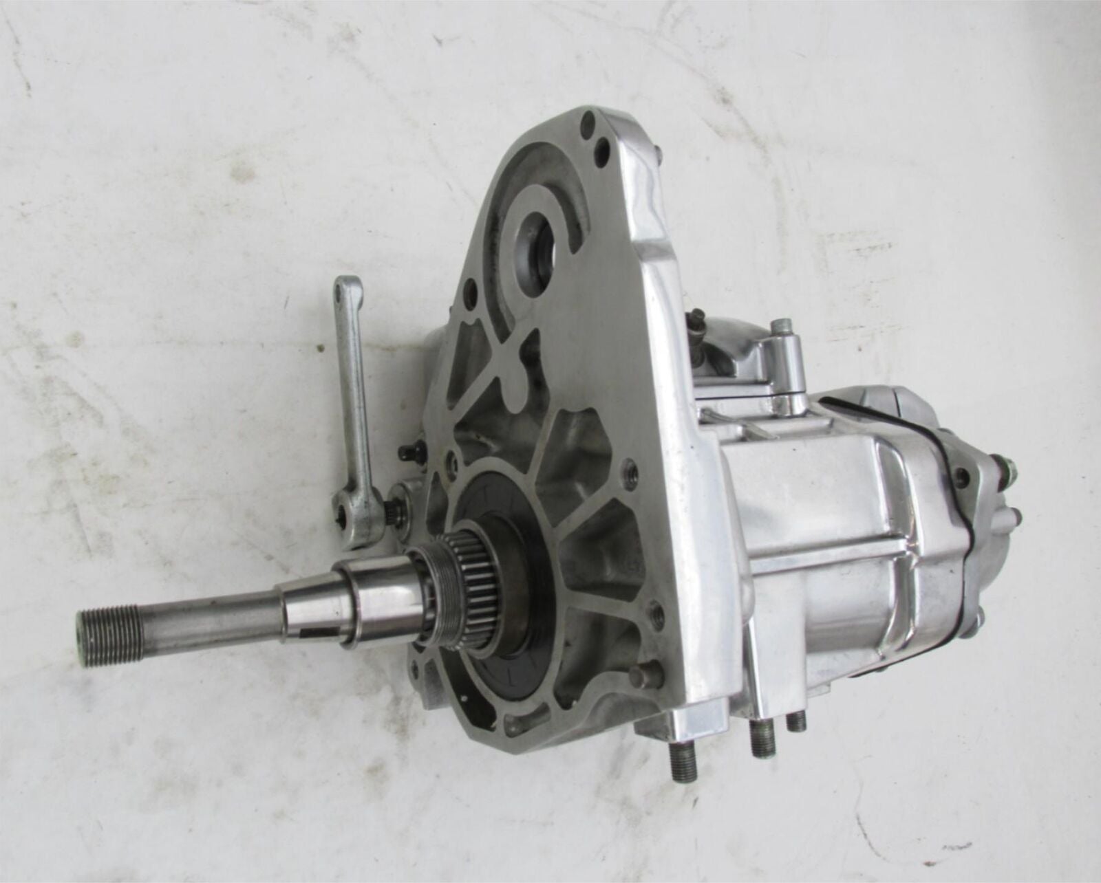 Harley Accessories Unlimited 6 Speed Polished Chrome Transmission D6560871
