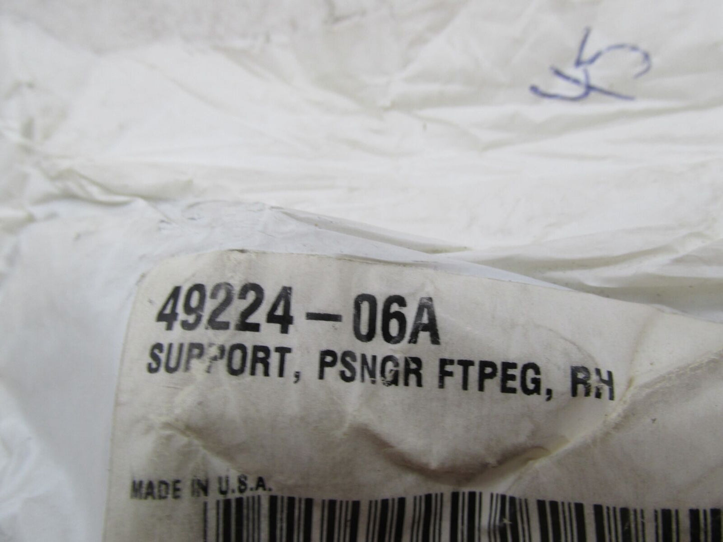 Harley Davidson Genuine NOS Right RH Footpeg Passenger Support 49224-06A