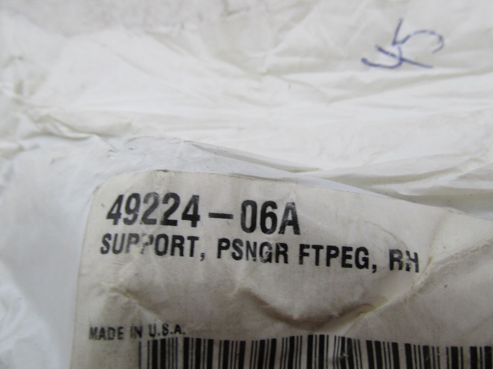 Harley Davidson Genuine NOS Right RH Footpeg Passenger Support 49224-06A