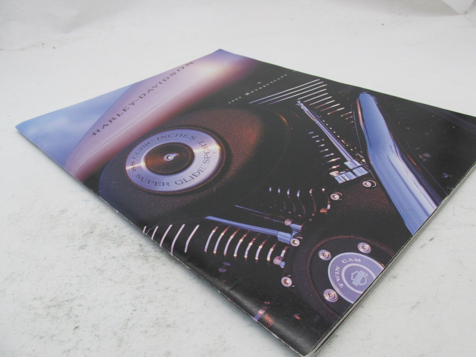Harley-Davidson 1999 Motorcycle Line Up Sales Catalog Brochure Booklet