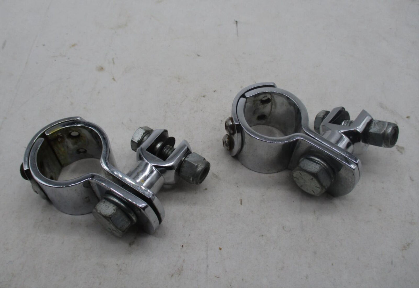 Pair of Harley Davidson Chrome Highway Peg Mounts Bracket Clamps