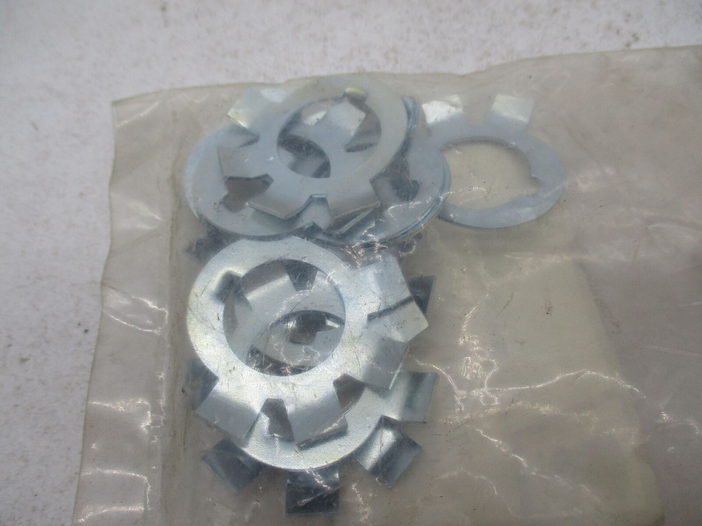 Lot of 10 Harley Davidson V-Twin Clutch Hub Lock Nut Tabs 17-0904 37503-41