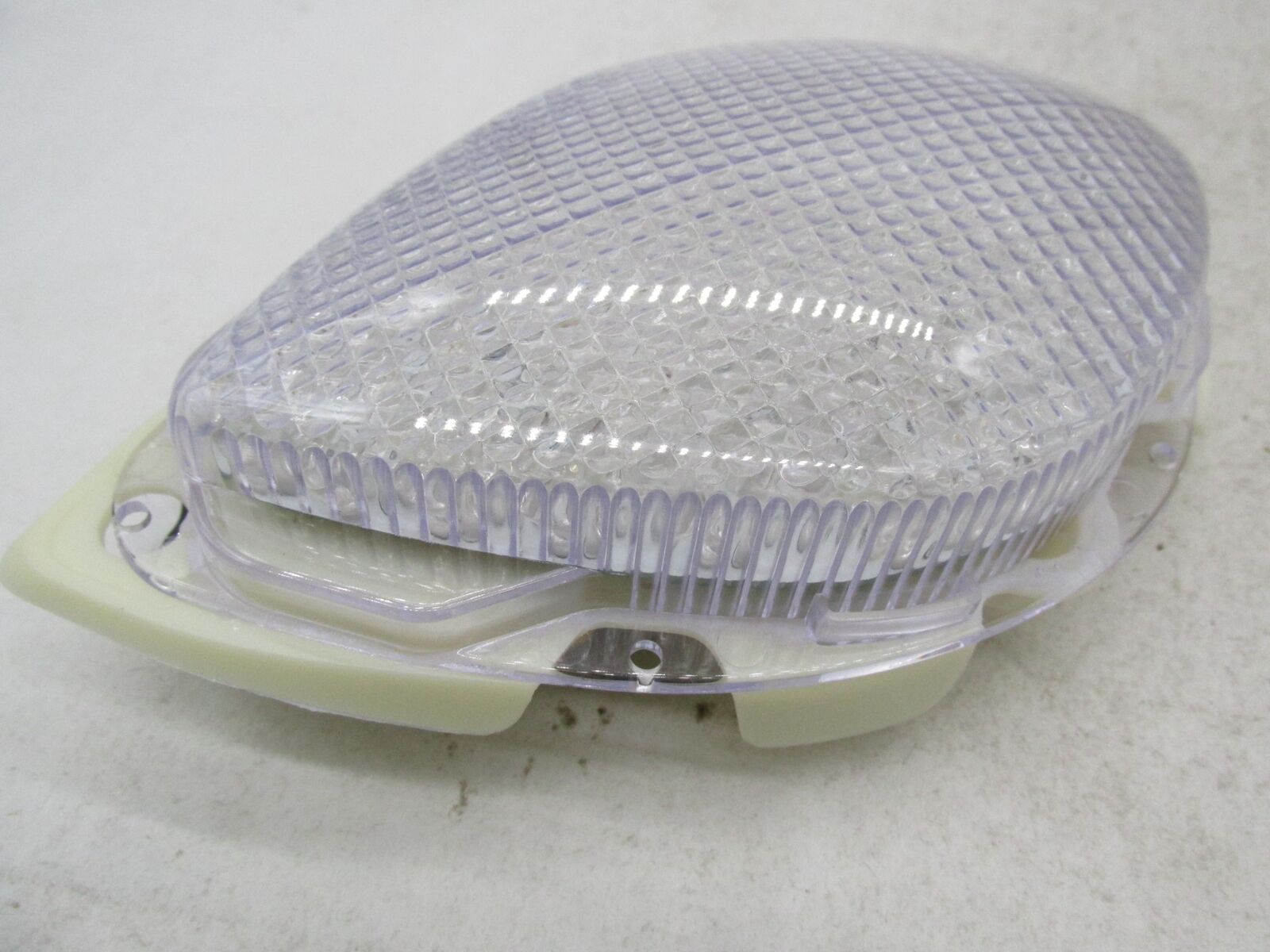 Topzone 04-08 Yamaha Roadstar LED Integrated Turn Signal Tail Light TZH-168-INT