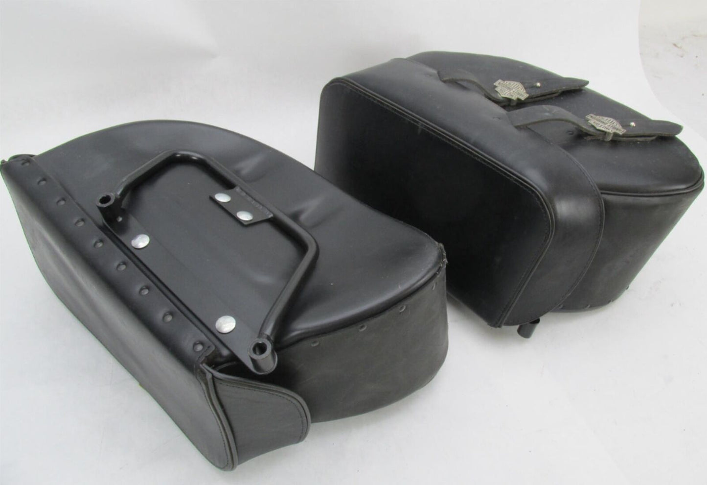 Harley-Davidson NOS 2000-Up Softail FXST Large Capacity LTR Saddlebags 90114-00