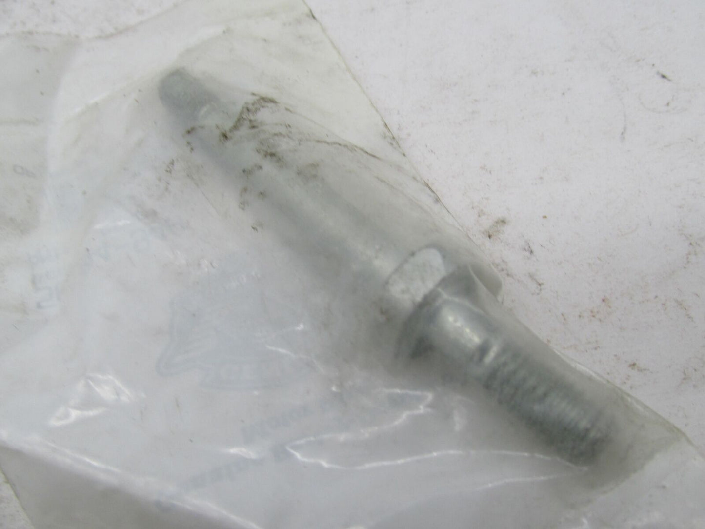 Harley Davidson Genuine NOS Rear Fender Screw 56104-94A