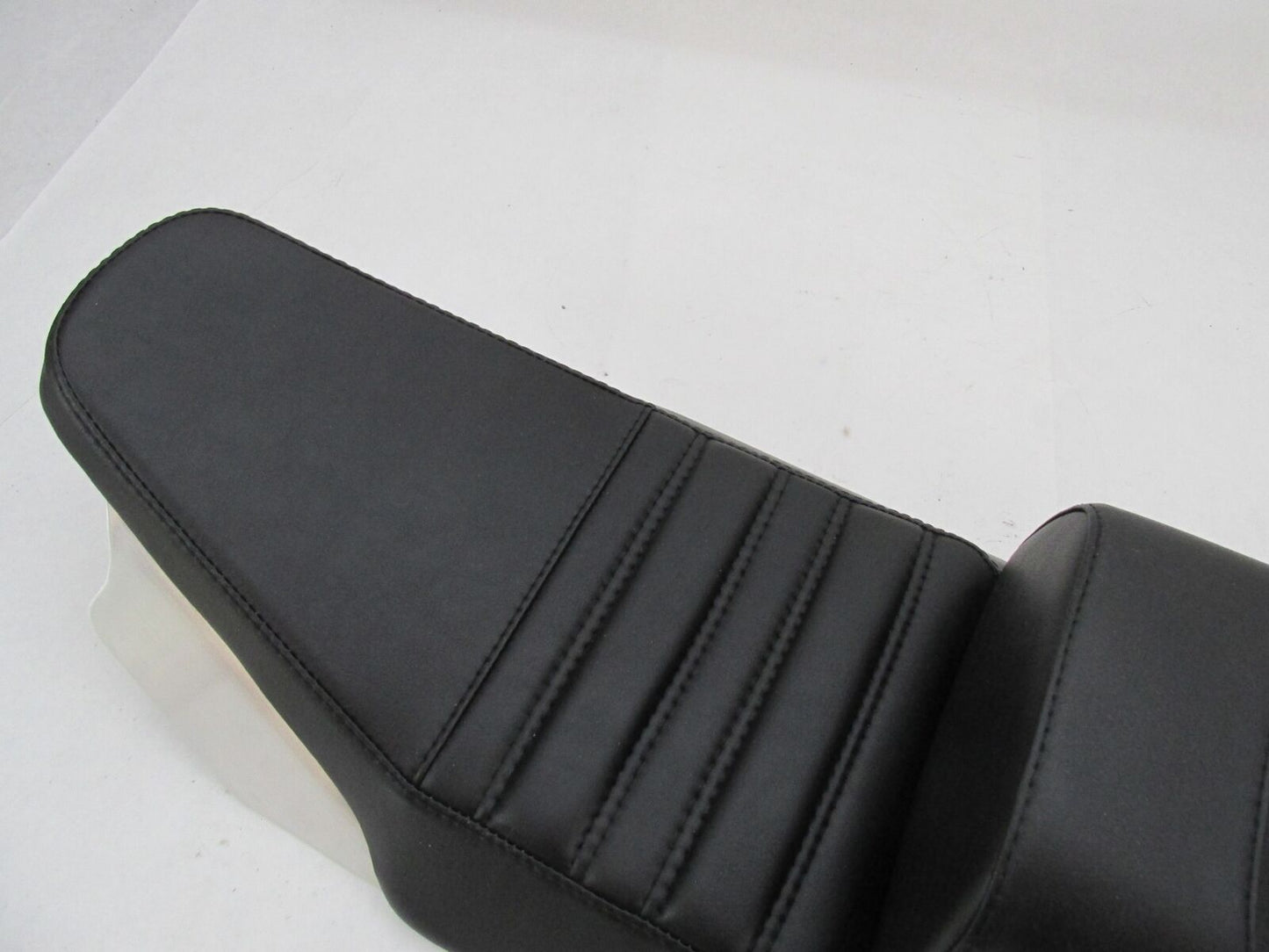 Harley-Davidson Genuine NOS Screamin Eagle 14+ Touring Black Drag Seat 52000452