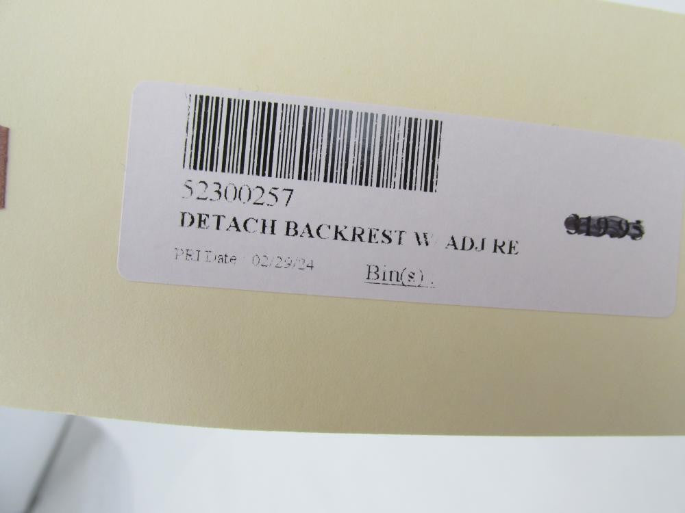 Harley-Davidson Genuine NOS Adjustable Detachable Backrest Sissybar 52300257