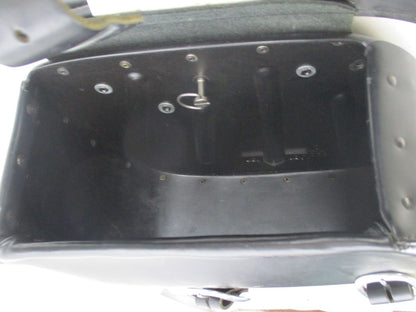 Harley Davidson Genuine 00-06 Softail Fatboy Saddlebag with Bracket 90452-04