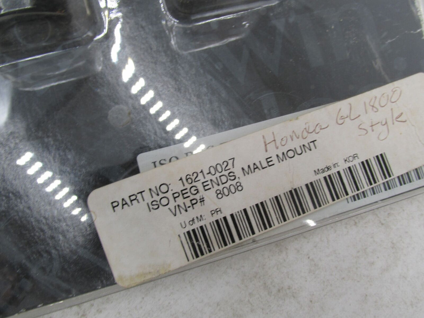 Kuryakyn Honda GL1800 Goldwing ISO Peg Male Mount Brackets 8008