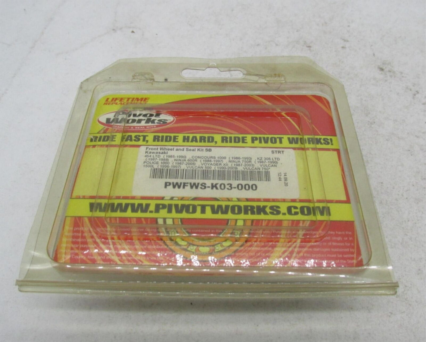 Pivot Works NOS Front Wheel Bearings Seal Kit Kawasaki PWFWS-K03-000