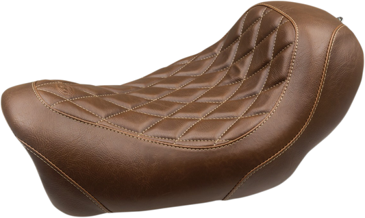 Mustang Wide Tripper Solo Seat Brown Diamond 75043