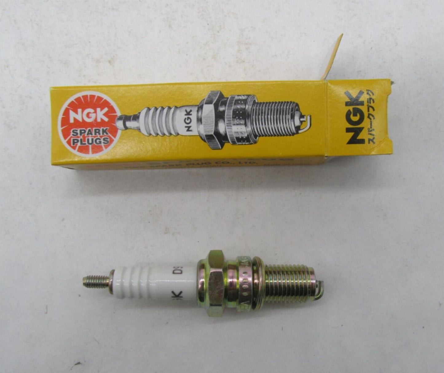 Lot of 6 NGK NOS Standard Spark Plugs 2420 D9EA