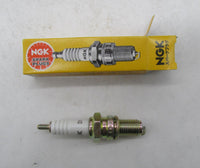 Lot of 6 NGK NOS Standard Spark Plugs 2420 D9EA