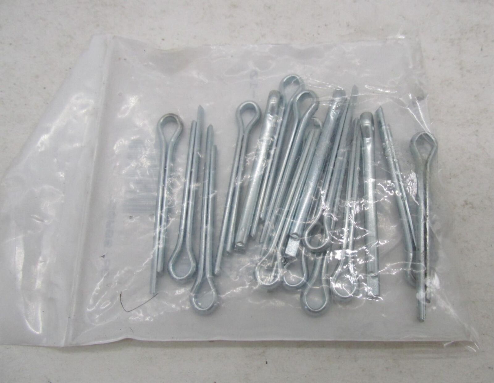 Lot of 17 Harley-Davidson Genuine NOS Cotter Pins 559