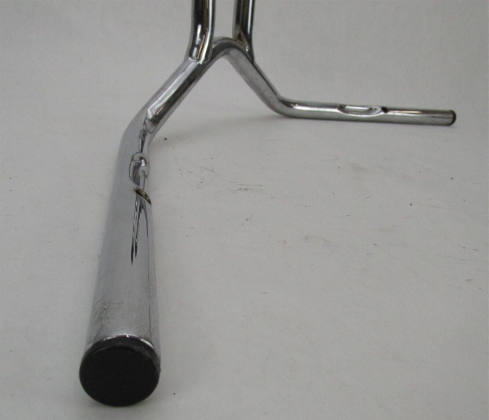 Set of Harley Davidson 1" Chrome 5.5" Center Rise T-Bars Handlebars